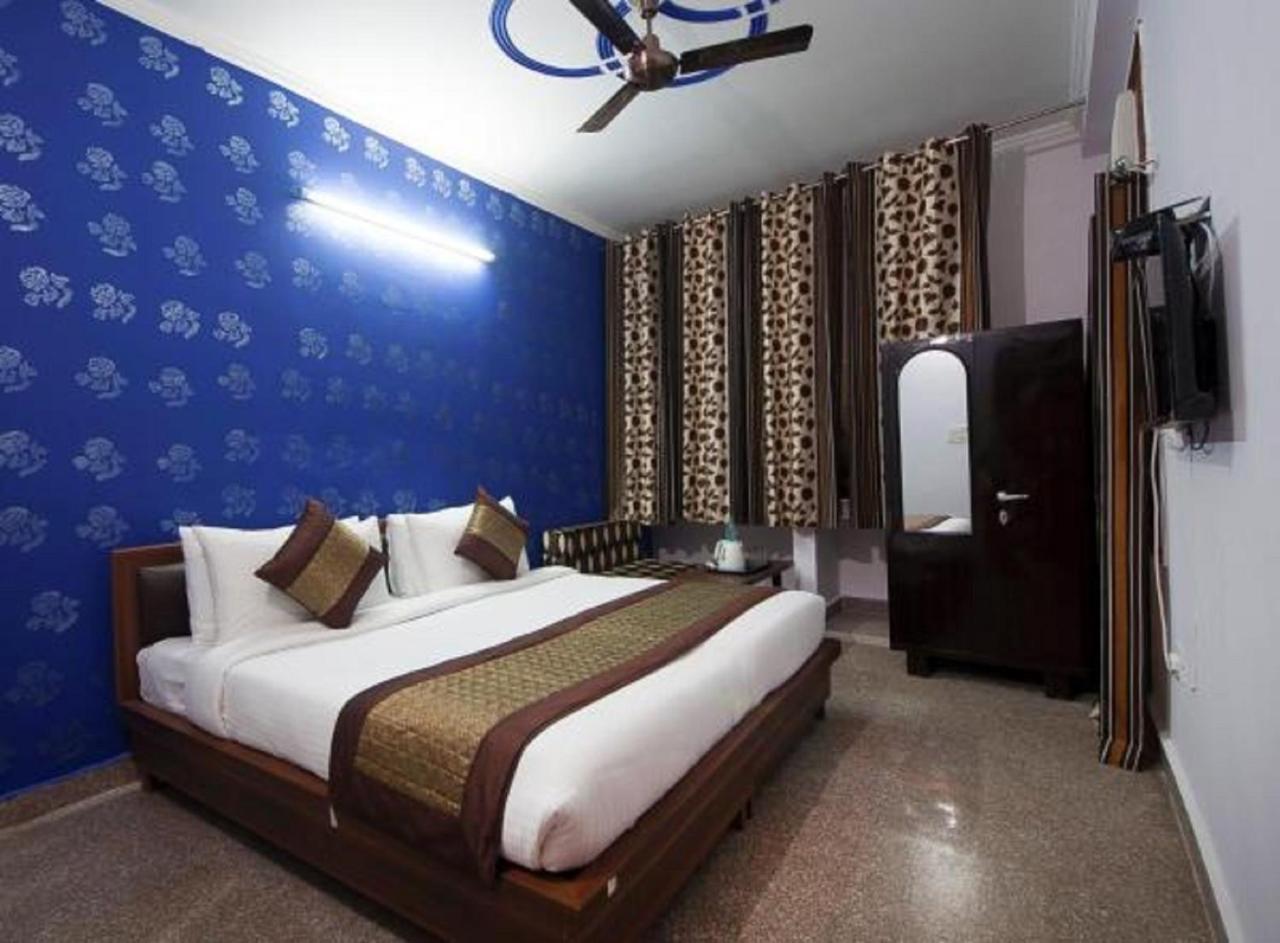 Airport Hotel Green Heights Ню Делхи Екстериор снимка